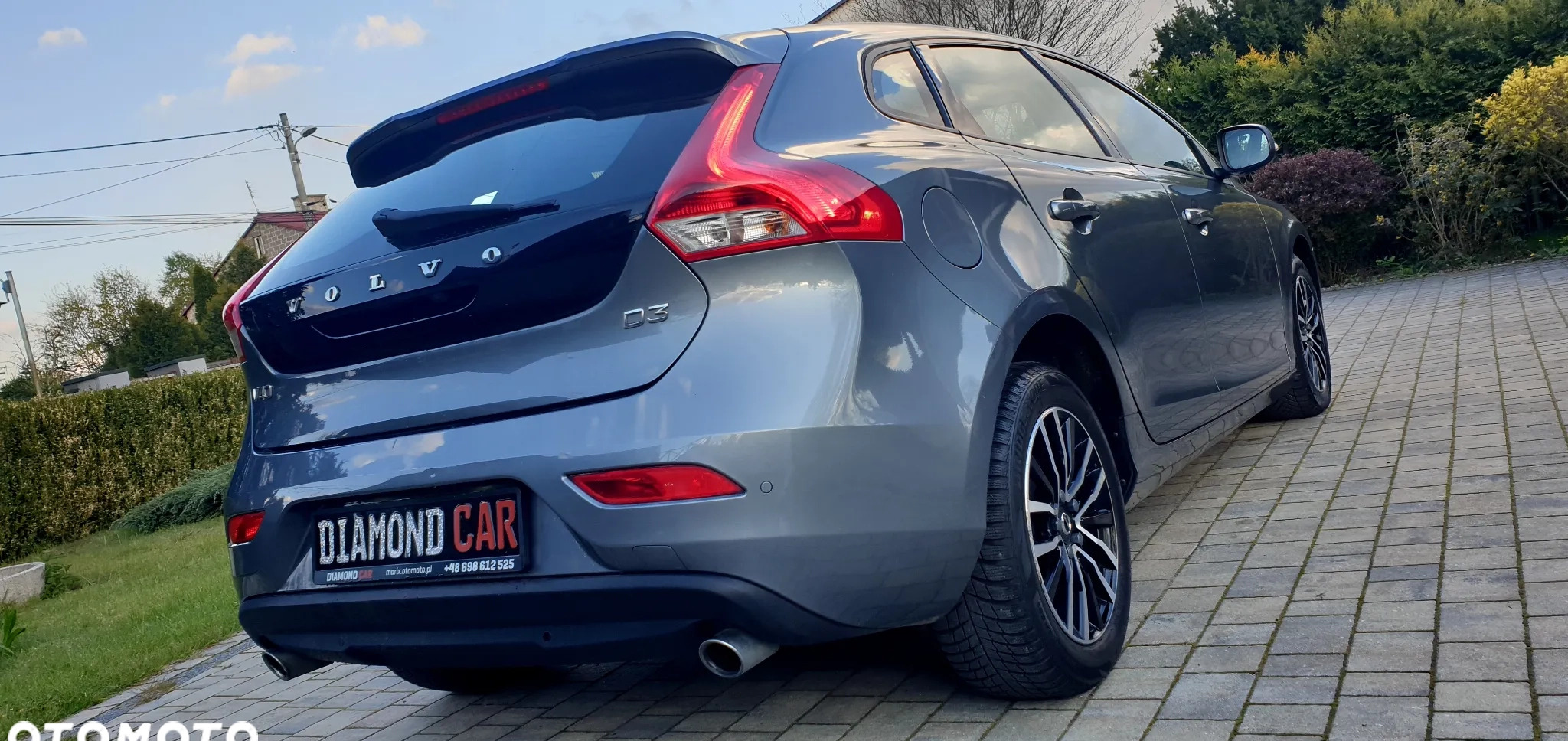 Volvo V40 cena 64900 przebieg: 139350, rok produkcji 2019 z Myszków małe 497